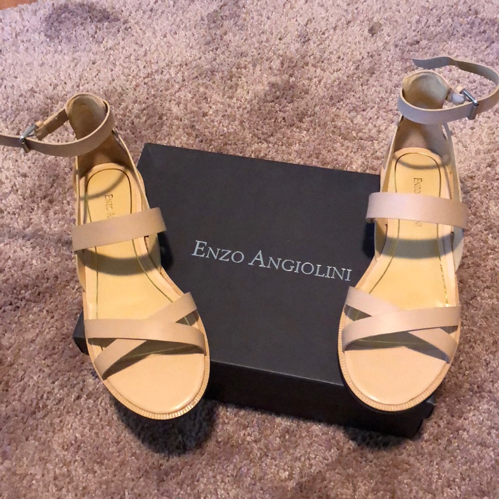 Enzo Angiolini nude sandals size 8.5 NEW